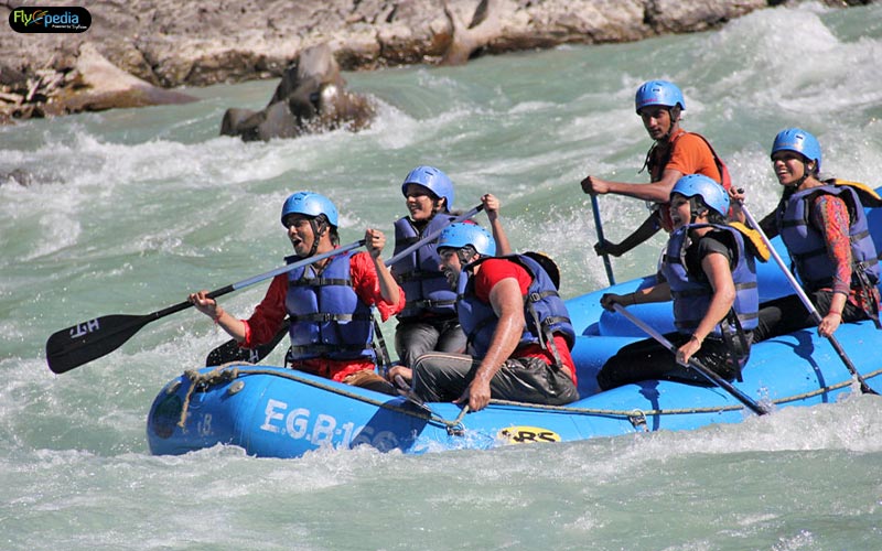 Go River Rafting in the Ganges