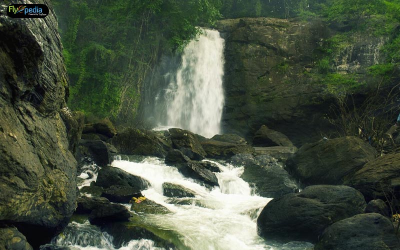 sentinel-rock-waterfalls