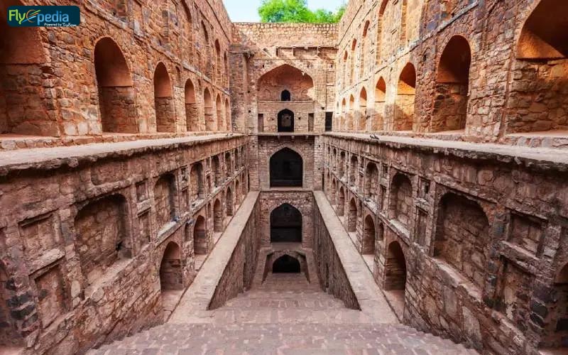 agrasen ki baoli in delhi